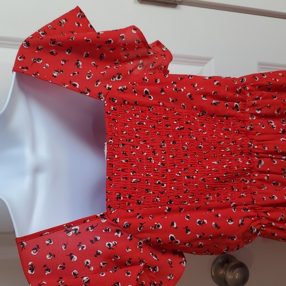 Sienna Sky women's S Red dress with button and ruffle detail - Picture 6 of 10